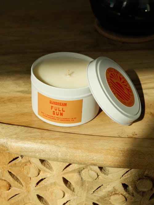 lifestyle image of Full Sun Candle
