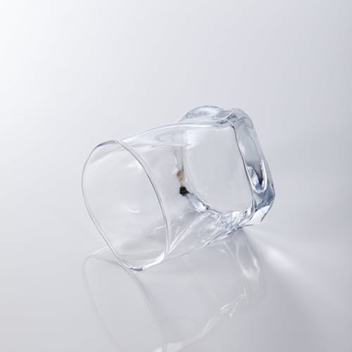 no crop image of Japanese Edo Kiriko Crumple Body Whiskey Glass