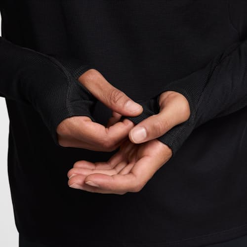 laydown detail image of Trail Midlayer Half-Zip