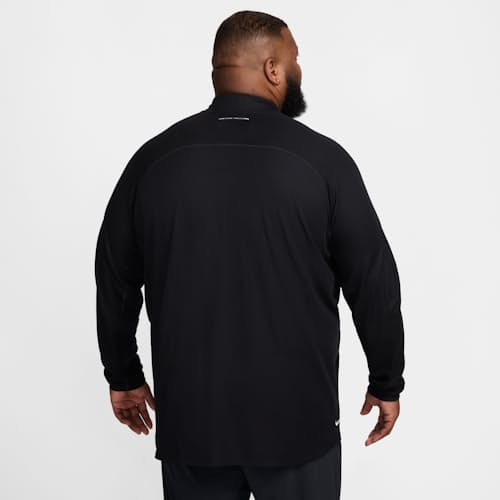 on model image of Trail Midlayer Half-Zip