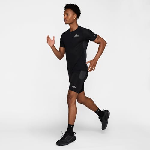 on model image of Lavaloops Halftight