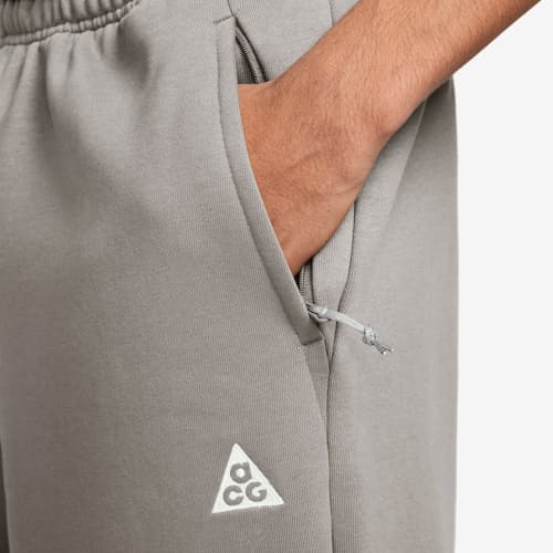 laydown detail image of Acg Tuff Fleece Pant