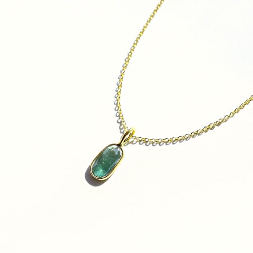 laydown detail image of Blue Tourmaline Rose Cut Necklace