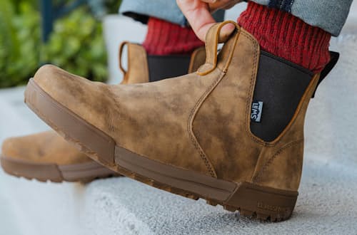 lifestyle image of Chelsea Boot Tuff