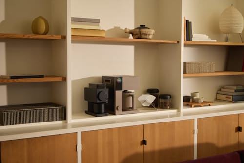 lifestyle image of Aiden Coffee Brewer