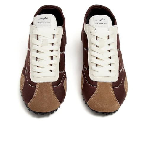 laydown image of Mido Trainer