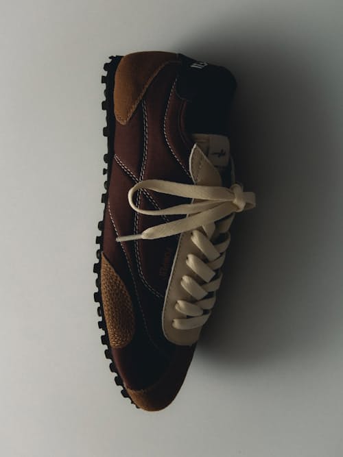 no crop image of Mido Trainer