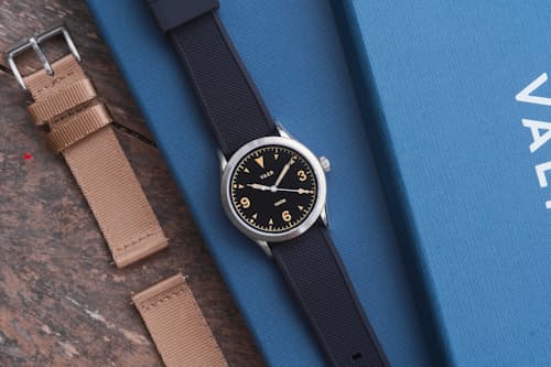 lifestyle image of S3 Tradition Field Watch