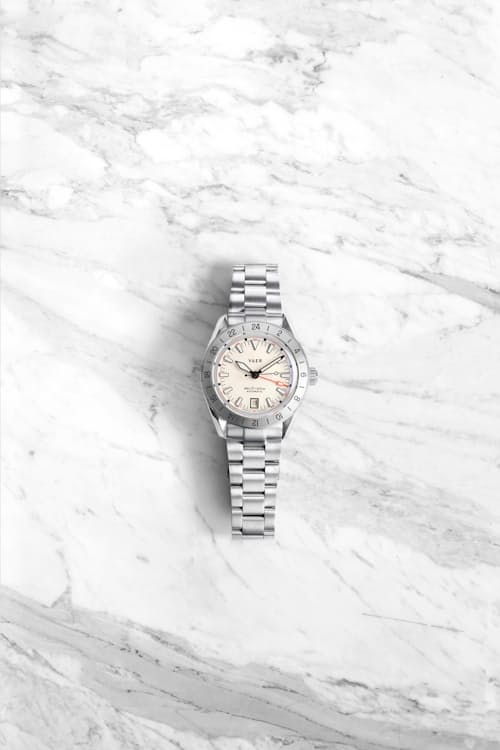 no crop image of G5 Pacific Polar GMT Watch