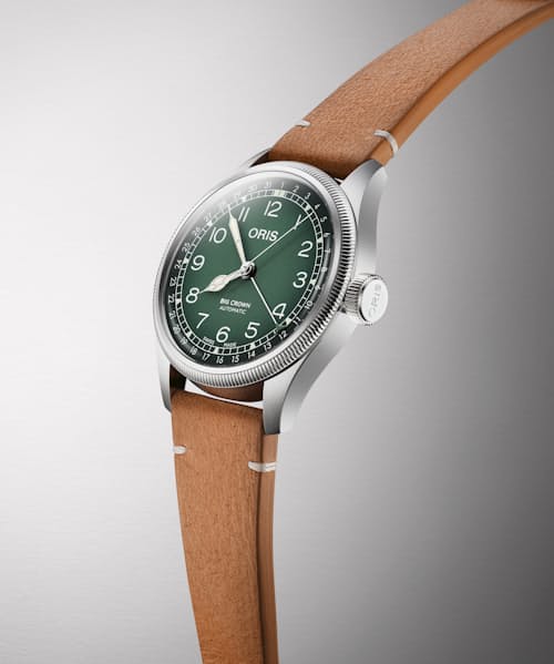 laydown detail image of Oris X Cervo Volante