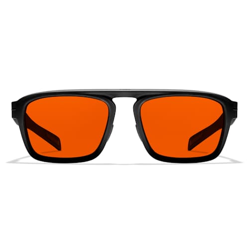 lifestyle image of Escatado Wind Down™ Glasses