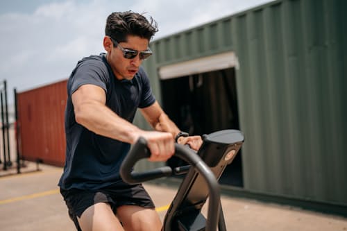 lifestyle image of Estacado Sunglasses