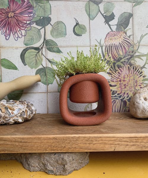 lifestyle image of Kyu Mini Plant Pot