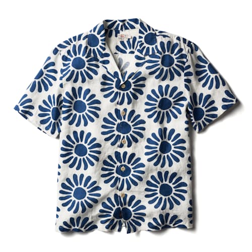 laydown image of Short Sleeve Linen Camp Shirt