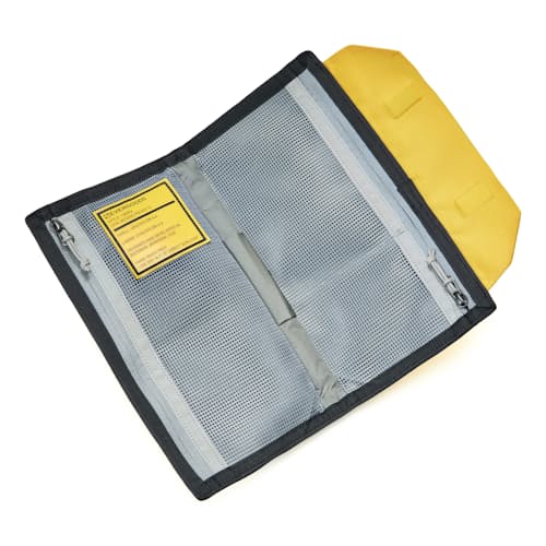 laydown image of Civic Access Pouch 1L