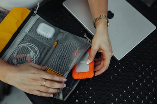 lifestyle image of Civic Access Pouch 1L