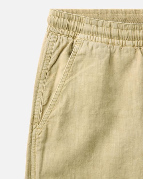 laydown detail image of The Apres Short