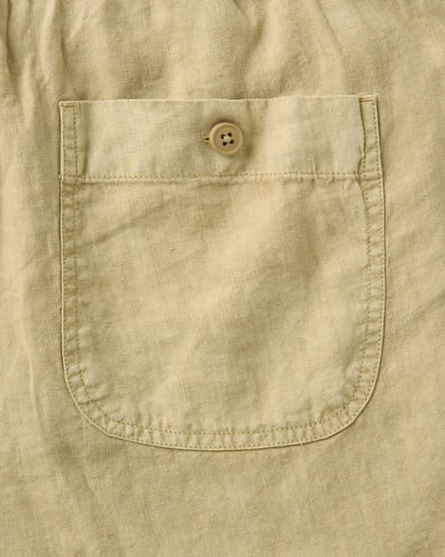 laydown detail image of The Apres Short