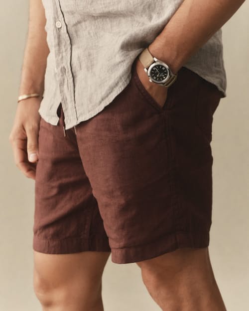 on model image of The Apres Short