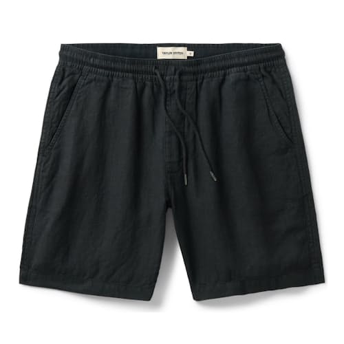 laydown image of The Apres Short