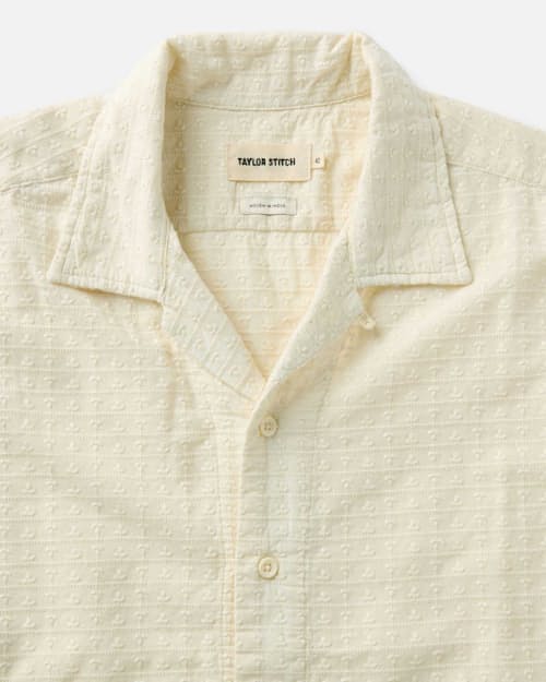 laydown detail image of The Davis Short Sleeve Shirt