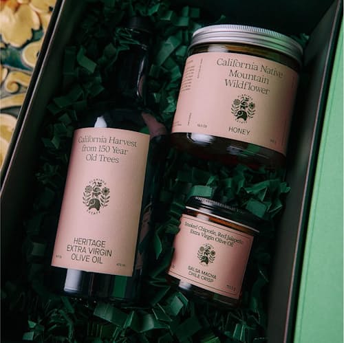 lifestyle image of Chef’s Kiss Gift Set