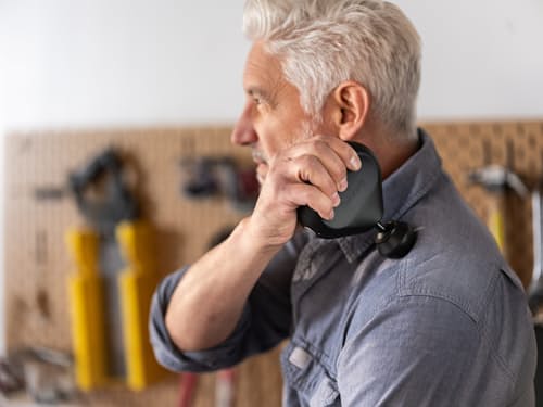 lifestyle image of Theragun Mini 3.0