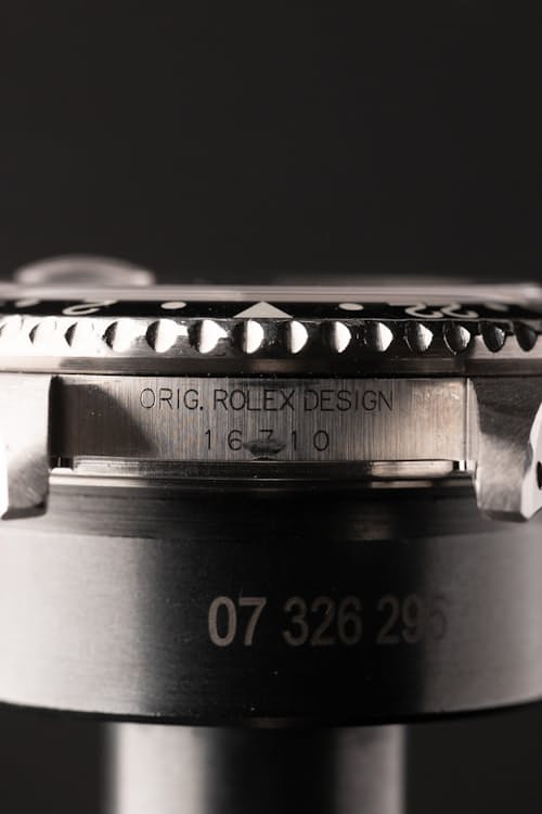 no crop image of Rolex 1999 Coke 16710 Swiss