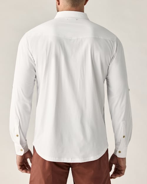 on model image of Gulfstream Performance Shirt