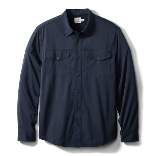 laydown image of Gulfstream Performance Shirt