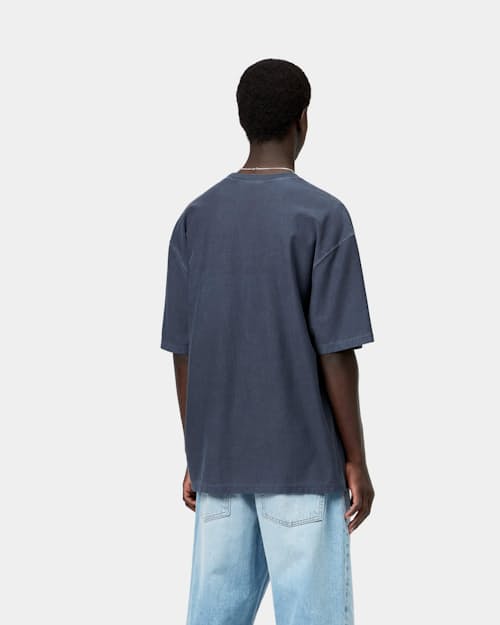 on model image of Short Sleeve Loose Pocket T-Shirt