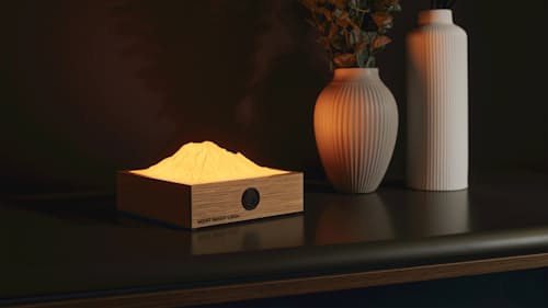 lifestyle image of Holzgestein Mount Rainier Lamp