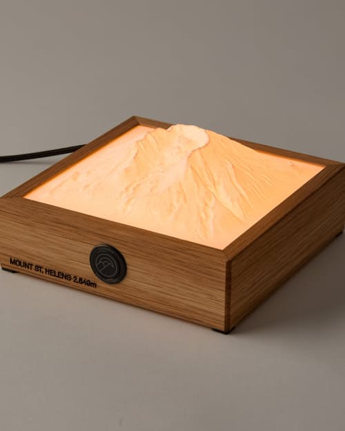 laydown detail image of Holzgestein Mount St. Helens Lamp