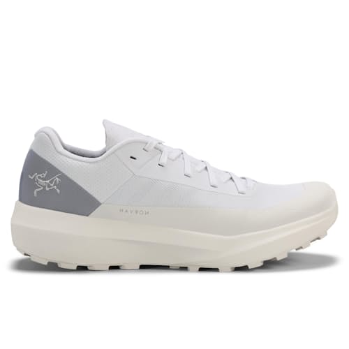laydown image of Norvan LD4 Trail Sneaker