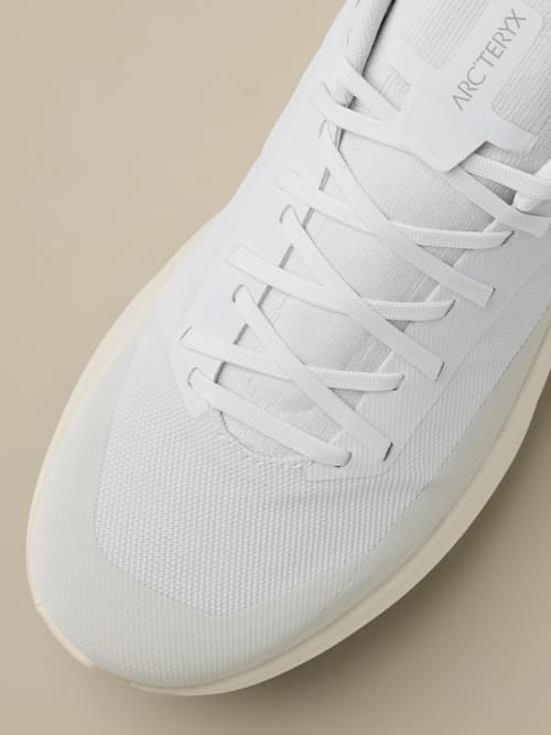 laydown detail image of Norvan LD4 Trail Sneaker