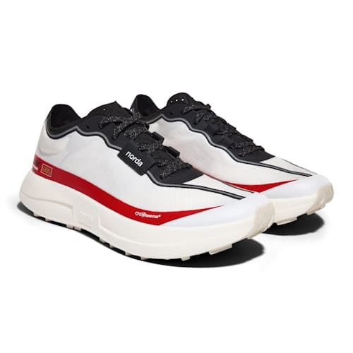 laydown image of 005 Trail Sneaker