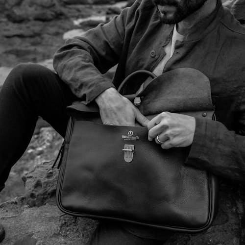 lifestyle image of Zeppo Business Bag