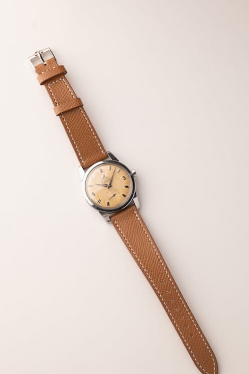 laydown detail image of Omega Seamaster Tropical - Turler Double Name