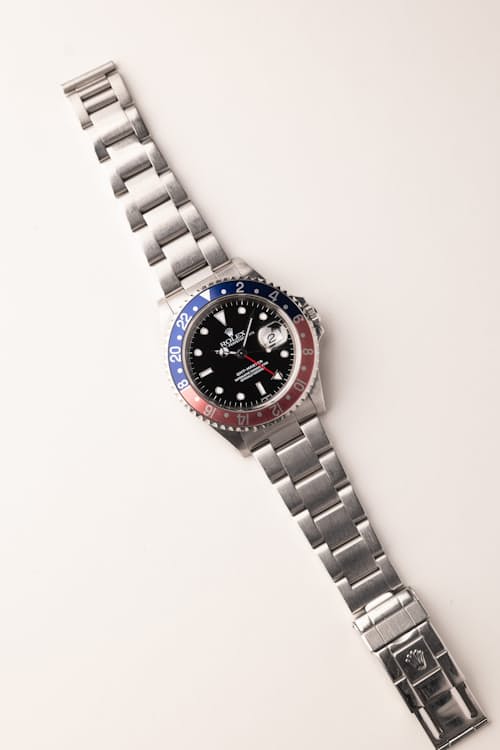 lifestyle image of Rolex 16710 GMT Pepsi