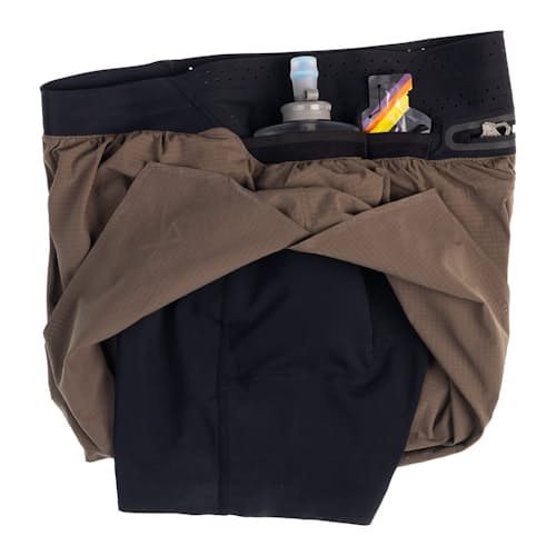 laydown image of Men's TrailTech Short