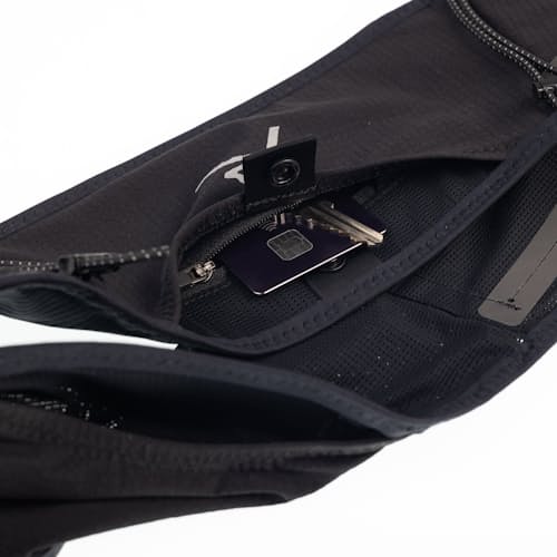 laydown detail image of UL 1L Running Belt