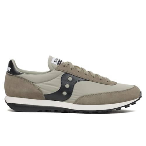 laydown image of Trainer 80
