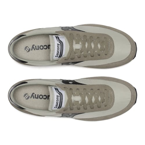 laydown image of Trainer 80