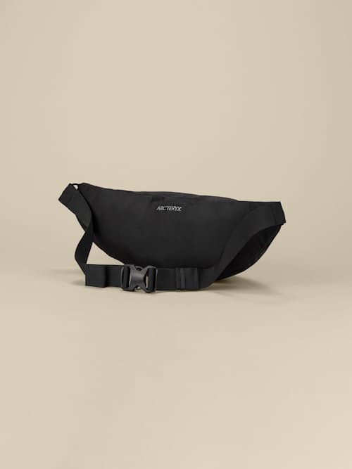 no crop image of Axios 4 Crossbody