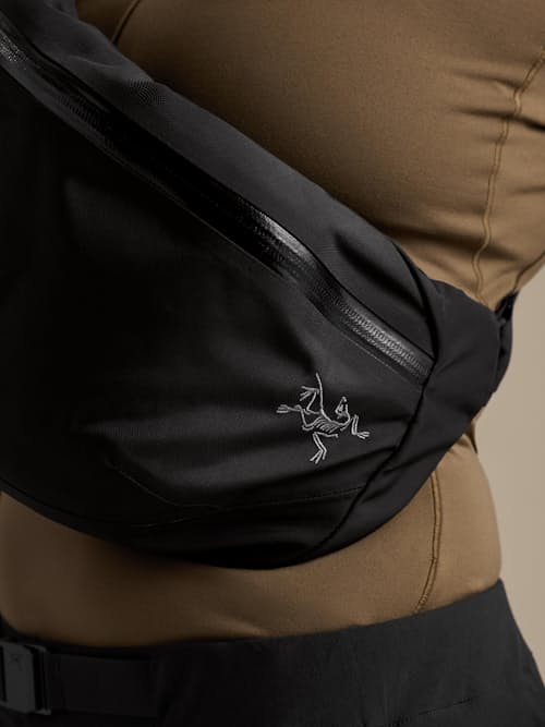 on model image of Axios 4 Crossbody