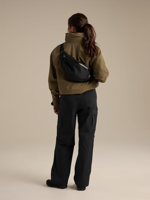 on model image of Axios 4 Crossbody