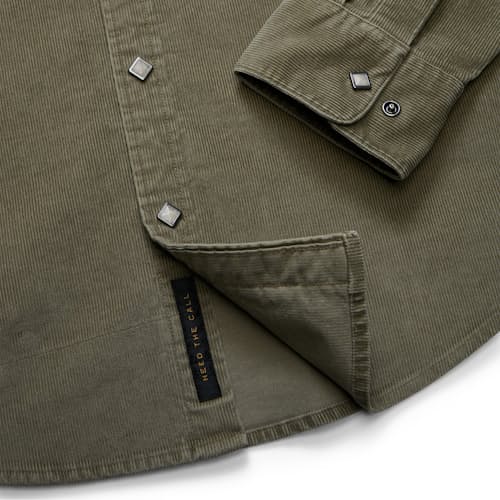laydown detail image of Banning Corduroy Snapshirt