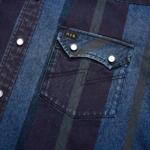laydown detail image of Dust Up Denim Snapshirt
