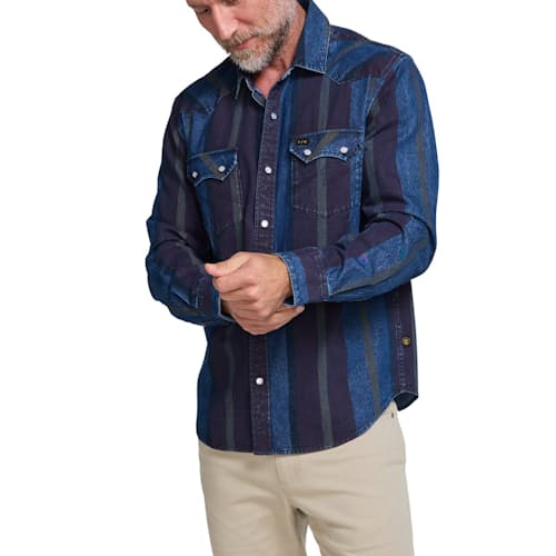 on model image of Dust Up Denim Snapshirt