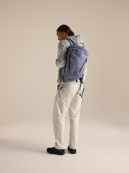 on model image of Mantis 26 Backpack